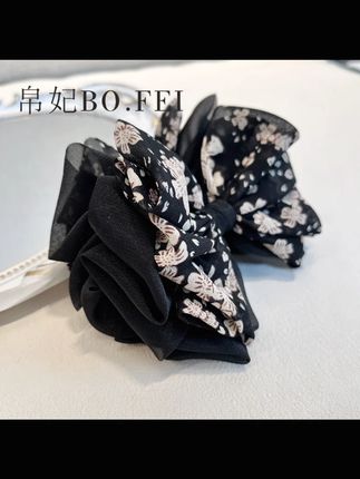 帛妃春夏手工高品质温柔碎花蝴蝶结法式香蕉夹发夹低丸子头发饰#帛妃发夹 #碎花蝴蝶结发夹 #法式发饰 #春夏发夹 #低丸子头发饰