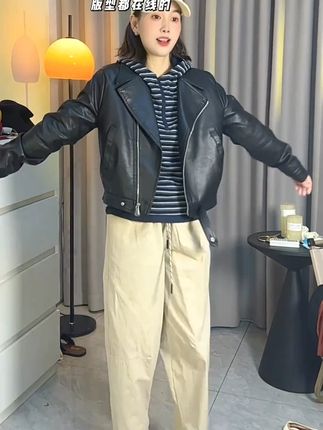 厚款条纹字母连帽T恤 #厚T恤 #半拉链 #休闲运动风