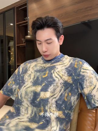 百搭高奢水波纹设计圆领短袖T恤#轻奢痞帅男装#男士网红款#男装潮流猎人#高级感穿搭 #品质男装