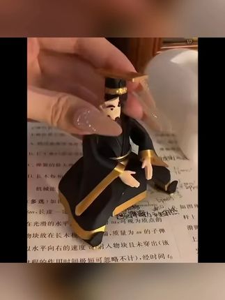 小红书秦始皇公仔摆件 #小红书同款 #秦始皇公仔 #桌面摆件 #网络热梗 #礼物推荐