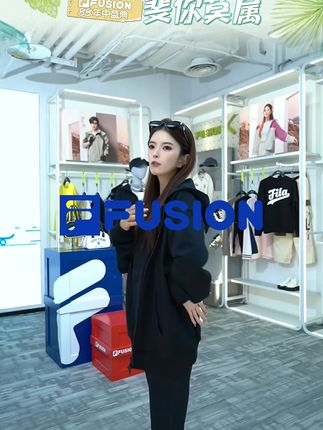 性价比最高的外套 #斐乐 #filafusion #爆款热卖中 #早秋穿搭 #福利爆款