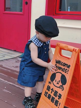 谁会拒绝一个会扭屁股的“小兔子” #幼儿园穿搭 #人类幼崽又奶又酷穿搭 #男孩子也要有衣品 #高品质童装 #哦哦向前走