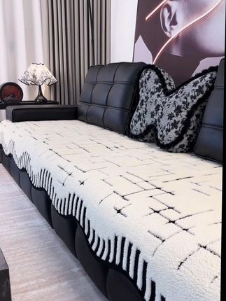 #创作者激励计划 #无限回购的宝藏单品 #百亿流量补贴 #我要上热门 #买东西上抖音 秋冬新款舒棉绒沙发垫轻奢高级感法式沙发坐垫防猫抓防滑沙发盖巾