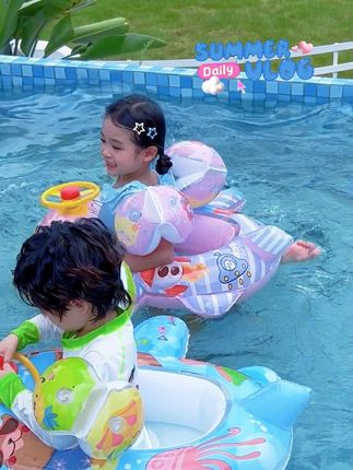 带娃夏日玩水装备,好看还好玩 #清凉一夏 #夏季玩水 #儿童游泳圈 #儿童玩具 #亲子时光