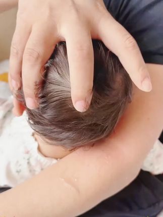 抱娃凉垫凉枕 抱娃凉垫凉枕。#抱娃凉垫 #手臂凉枕 #婴儿喂奶冰袖 袖 #降温 #夏日带娃