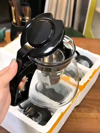 厂家这次做的活动一定要薅,不光价格到位,质量也是没话说,无铅高透玻璃很厚实,好用又好看#玻璃茶具 #茶具套装 #今天你喝茶了吗 #品茶品人生 #美观实用