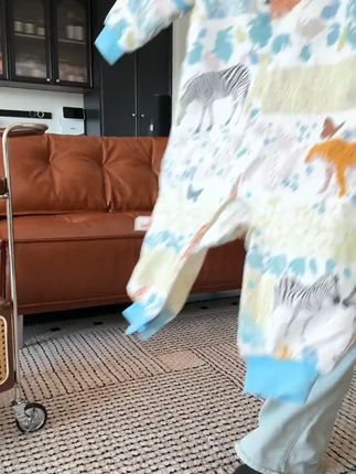 良良恒温睡袋婴幼儿母婴A类分腿睡袋防寒加厚吸湿夹棉宝宝防踢被#婴幼儿睡袋 #分腿睡袋 #良良睡袋 #防寒睡袋 #宝宝防踢被