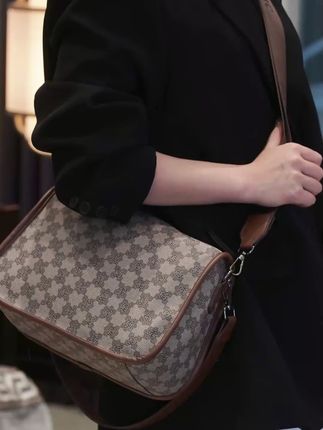 2025年爆款腋下单肩斜挎包通勤复古豌豆包百搭潮流秋季女士包休闲#女士斜挎包 #秋季包包 #复古豌豆包 #百搭女包 #通勤包包