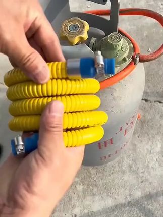 加厚铠装燃气管煤气灶连接火炉中金属功能压软管家用液化气煤气管#加厚铠装燃气管 #燃气管 #燃气管道 #燃气管推荐 #软管 #