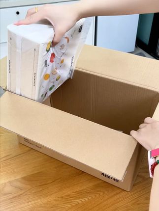 接触食物的东西还得用大品牌的,植护#厨房纸巾 原生木浆的,干湿两用的,没有荧光剂用着也放心 #厨房纸#厨房清洁