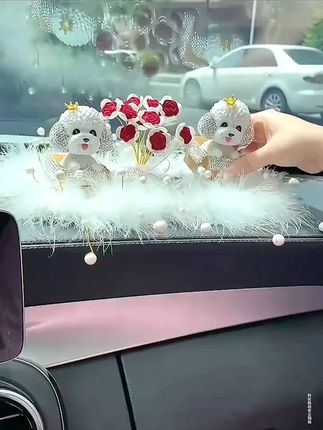 #车载摆件 可爱的泰迪摇头摆件,#汽车装饰 #阔爱炸了 #车载好物