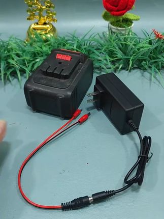 万能充电动工具12V14.4V20V21V42V18V电扳手锂电池通用插片鳄鱼夹