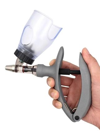 兽用连续注射器,养殖场猪牛羊鸡鸭鹅打疫苗用连续注射器#兽用注射器 #疫苗连续注射器 #高性能实用工具 #质量杠杠的好 #结实耐用 #疫苗连续注射 #疫苗连续注射器