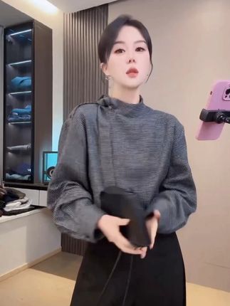 秋季新品格子衬衫领子不规则带飘带+弯刀裤 #穿出高级感 #品质女装 #时髦精 #小众设计感 #轻奢女装