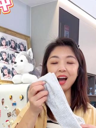 纯色简约的秋季打底裤,百搭好看快安排咯!!! #女宝穿搭 #宝妈好物分享 #每日童装穿搭分享 #生女儿就是用来打扮的 #女童连裤袜