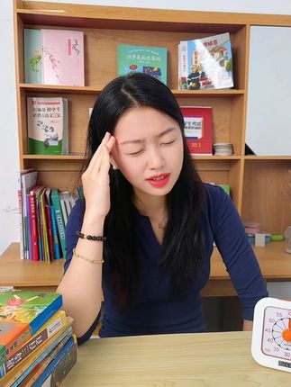 我被孩子气的脑袋疼,还好最近买了这个AI时间管家!!满分小学霸新品AI时间管家,一个机子结合了学习机+口语对练机+AI大模型对话机+时间管理器+翻译机+亲子微聊功能#AI时间管理器 #AI闹钟 #满分小学霸AI闹钟 s8.9