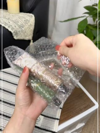 这护手霜也太好闻了吧!简直比我的香水还好闻!!#护手霜 #香水护手霜 #香氛护手霜 #护手霜推荐