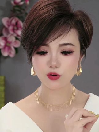 个性冷淡金属感花瓣花朵耳环树叶气质高级感时尚耳饰 #耳饰 #耳环 #首饰分享 #时尚饰品 #仙女必备