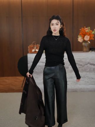 皮裤女2025新款秋冬季黑色高腰垂感宽松直筒显瘦小个子PU #轻奢女装 #高级感 #时尚 #精致优雅 #保暖穿搭
