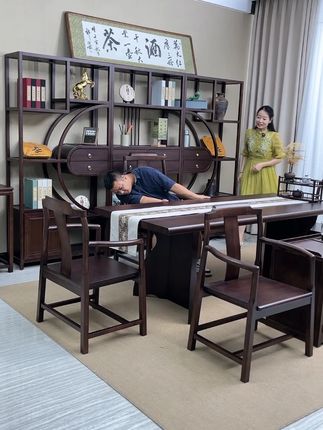 好茶桌,会呼吸!近距离看这原木纹理,美观又大气,重点不贵! #实木家具#茶桌茶台#乌金木