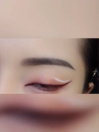 UNNY眼线胶笔防水不易晕染女卧蚕笔持久自然防汗新手细芯显色上色UNNY眼线胶笔防水不易晕染女卧蚕笔持久自然防汗新手细芯显色上色