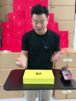 兰博基尼无边框素颜老花眼镜适合男女佩戴舒适显瘦时尚无框变色#防蓝光老花镜 #老花镜 #太阳镜墨镜 #眼镜 #抖音美好丰收节