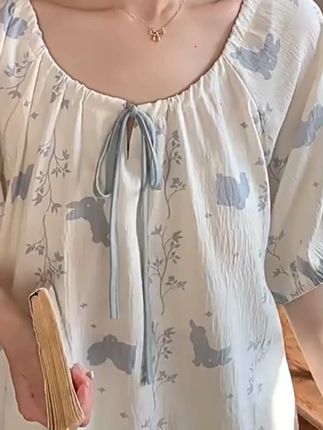 带胸垫睡衣女夏季短袖短裤甜美可爱圆领套头云朵棉薄款家居服套装 带胸垫睡衣女夏季短袖短裤甜美可爱圆领套头云朵棉薄款家居服套装#睡裙 #睡裙家居服 #睡裙分享 #睡衣 #少女心