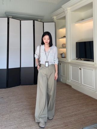 简单舒适就很美~ #穿搭 #无限回购的宝藏单品