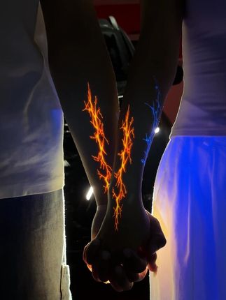 我知道你为什么而来 #闪电 #七夕 #酒吧 #蹦迪 #小众