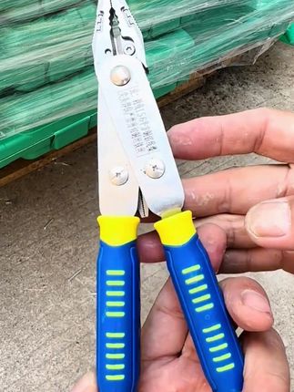 多功能(变形钳)尖嘴钳平口钳剪拉线钢丝自由切换剥线双色柄钳子#高性能实用工具 #五金工具 #结实耐用 #质量杠杠的好