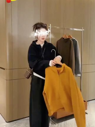 正版时尚连帽半拉链卫衣短外套女2025年秋季流行洋气宽松流行上衣#休闲减龄穿搭 #高级感穿搭 #穿出自己的风格 #卫衣 #宽松版型不挑身材