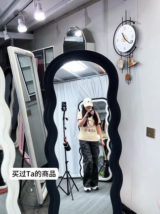 销量好评超高的一款法式波浪全身镜它来啦 #全身镜 #女士房间全身镜 #网红全身镜 #镜子家用全身镜 #镜子全身镜#工厂直营