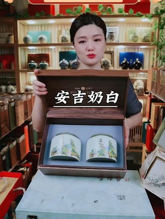 自然本味,健康相随。 无论是独自品茗,享受片刻宁静;还是与好友共饮,畅谈人生趣事;亦或作为一份体面的礼物,赠予重要之人,它都是不会出错的选择。#东方美学 #治愈时刻 #一个人独处时光