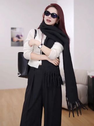 HS Share |我们开播啦 #早秋不费力显贵穿搭 #精致 #穿搭 #针织开衫 #秋季新款