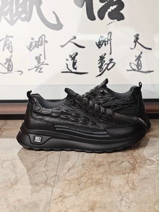 炎热的夏季,来试试这双透气时尚的休闲鞋吧 !#软底软面穿上超舒服#透气舒适不臭脚#好穿又好搭#好鞋推荐