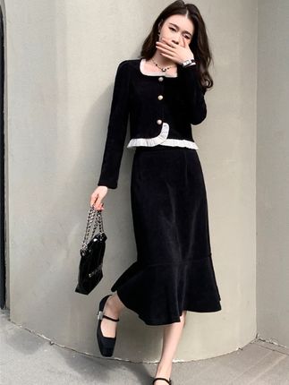 2025秋女新款赫本风黑色气质高腰显瘦鱼尾裙小个子#显高显瘦显气质 #品质女装 #休闲穿搭 #穿出自信穿出美丽 #穿出女人味