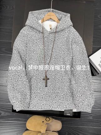 vocal,梦中报恩连帽卫衣,诞生! #连帽卫衣 #ootd穿搭分享 #男女同款 #秋冬穿搭 #连帽卫衣穿搭