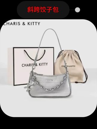 【CharisKitty官方正品】网红款包包女款2025斜跨饺子包送女友老婆      #美包分享 #精致女人必备 #包包种草 #美出高级感 #包包