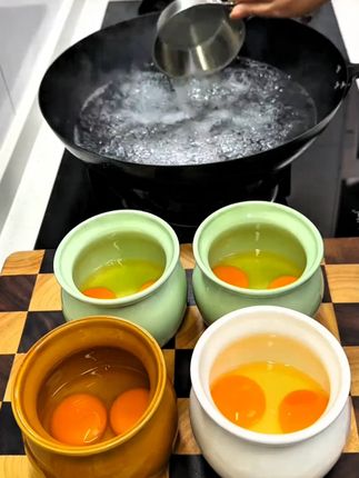 #瓦罐鸡蛋羹 #小炖盅 #瓦罐汤 #瓦罐肉饼汤