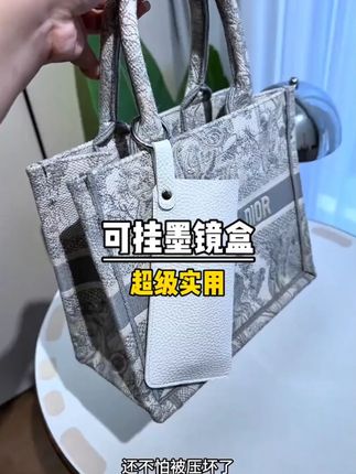 便携可挂眼镜收纳袋PU皮革简约太阳镜墨镜包便捷钥匙圈眼镜挂袋#眼镜收纳袋 #便携眼镜袋 #太阳镜包 #PU皮革袋 #眼镜挂袋