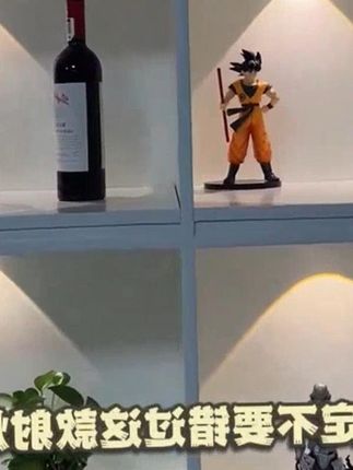无线充电射灯led遥控橱柜感应灯磁吸山丘手办灯展示柜酒柜氛围灯