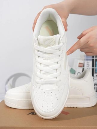 安踏小白鞋开箱👟这双质感真的有点东西! #好鞋推荐 #百搭小白鞋 #透气舒适不臭脚 #好穿又好搭 #板鞋男