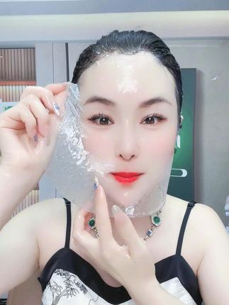 活动来咯,皮肤暗黄粗糙缺水的姐妹,抓紧时间囤货,赶紧用起来吧!#一起敷面膜