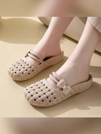 舒适又防滑,质量是真的好。#拖鞋 #软底软面穿上超舒服