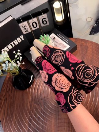 是谁这么好命,有老婆给买玫瑰花内裤穿,这么浪漫爱心的内裤,也太有氛围感了吧!#男士内裤 #爱心 #透气舒适