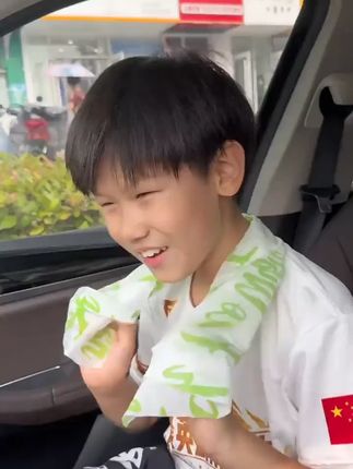 夏天怕热的都去囤点这个清凉小毛巾 #清凉湿巾 #降温毛巾