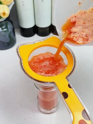 在就能家实现豆浆,果汁自由,一定少不了这个#过滤网筛!滤完的口感是真的不一样#过滤网 #豆浆过滤网 #厨房必备神器