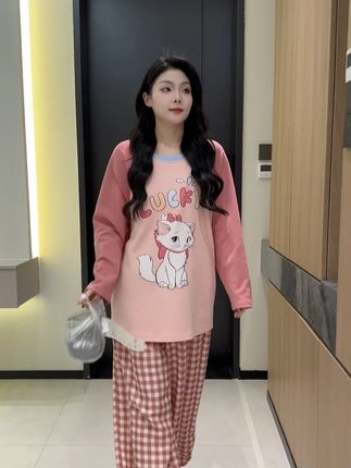 洗完澡穿上就不想脱!家居服自带胸垫设计,舒适又自在的感觉真的赞,居家外出穿整个人都能放松了~#谁穿谁好看系列 #在家也要美美哒 #长袖 #甜美女孩