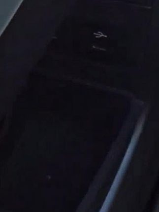 日产n7高配置专用行车记录仪u盘,pro车型必备激活行车记录仪 哨兵模式可用,ota升级后也可正常使用。需要购买点击下方小黄车。  #日产n7  记录仪激活    #日产n7高配置专用行车记#  哨兵模式可用ota升级后  #记录仪激活