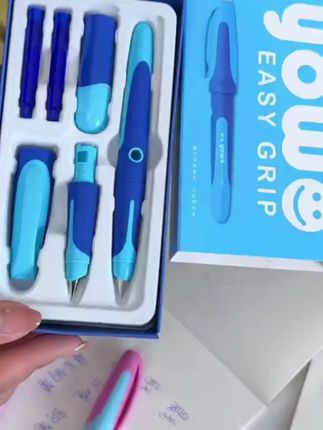 晨光优握热可擦钢笔 晨光小学生专用三年级钢笔练字替换墨囊钢笔 #文具安利 #钢笔 #晨光文具 #可擦笔 #二升三